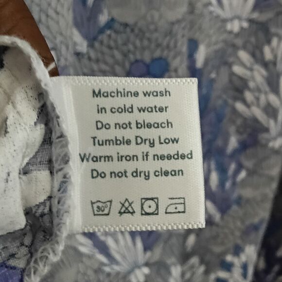 Roller Rabbit Sz. L Cotton Lightweight 3/4 Sleeve Tie Neck Popover Top - Picture 13 of 14